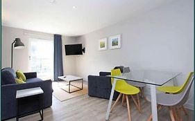 Luxury 2 Bedroom Flat Near Hay Market